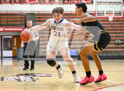 Thumbnail 3 in North White vs. Eastern photogallery.