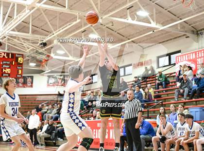 Thumbnail 1 in North White vs. Eastern photogallery.