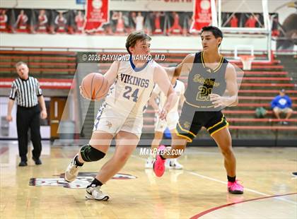 Thumbnail 3 in North White vs. Eastern photogallery.