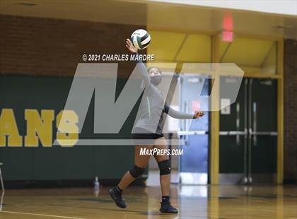 Thumbnail 2 in Pine Forest vs. Richmond photogallery.