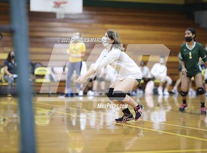 Thumbnail 2 in Pine Forest vs. Richmond photogallery.