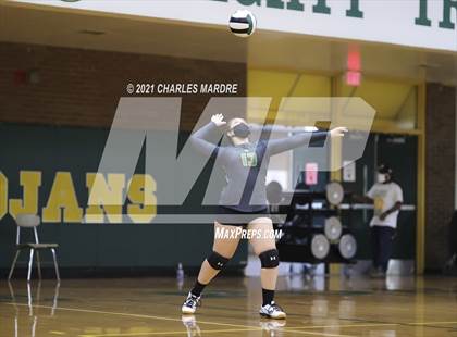 Thumbnail 3 in Pine Forest vs. Richmond photogallery.