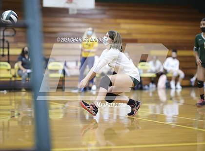 Thumbnail 1 in Pine Forest vs. Richmond photogallery.