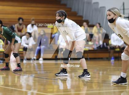 Thumbnail 1 in Pine Forest vs. Richmond photogallery.