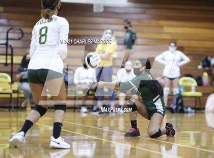 Thumbnail 3 in Pine Forest vs. Richmond photogallery.