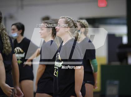 Thumbnail 1 in Pine Forest vs. Richmond photogallery.