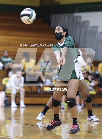 Thumbnail 3 in Pine Forest vs. Richmond photogallery.