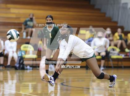 Thumbnail 1 in Pine Forest vs. Richmond photogallery.
