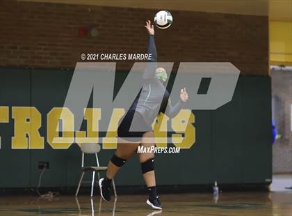 Thumbnail 3 in Pine Forest vs. Richmond photogallery.