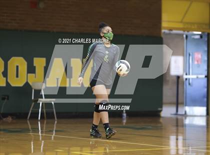 Thumbnail 1 in Pine Forest vs. Richmond photogallery.