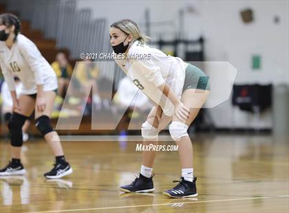 Thumbnail 3 in Pine Forest vs. Richmond photogallery.