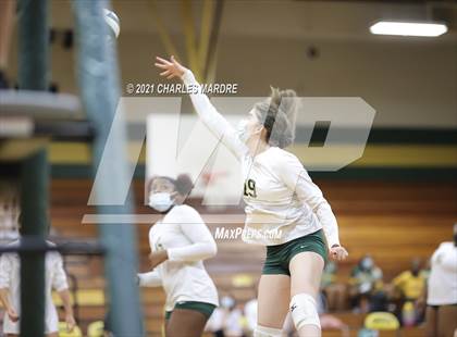 Thumbnail 3 in Pine Forest vs. Richmond photogallery.