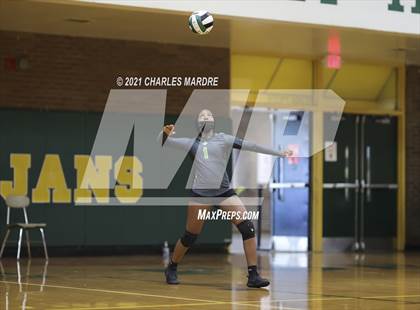 Thumbnail 2 in Pine Forest vs. Richmond photogallery.