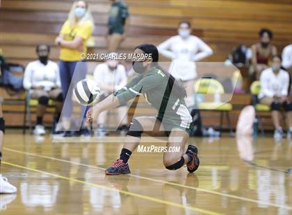 Thumbnail 2 in Pine Forest vs. Richmond photogallery.