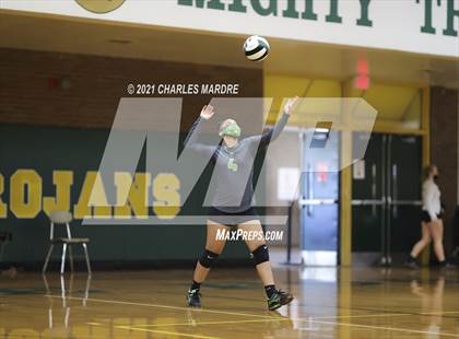 Thumbnail 3 in Pine Forest vs. Richmond photogallery.