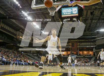 Thumbnail 2 in Holy Cross vs Cooper (Ninth Region) photogallery.