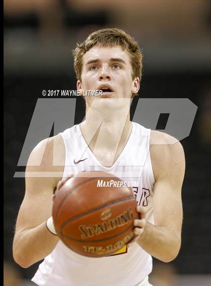 Thumbnail 3 in Holy Cross vs Cooper (Ninth Region) photogallery.