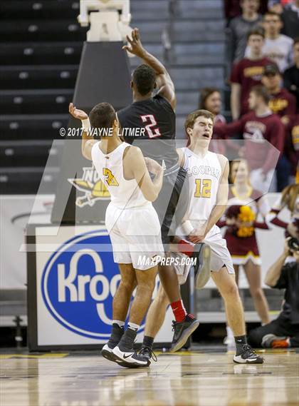 Thumbnail 1 in Holy Cross vs Cooper (Ninth Region) photogallery.
