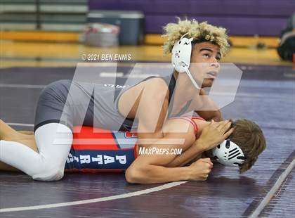 Thumbnail 3 in Buzz Fest Duals photogallery.