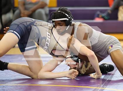 Thumbnail 2 in Buzz Fest Duals photogallery.