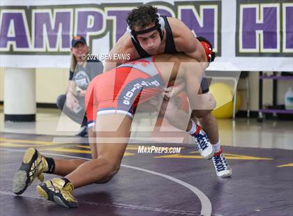 Thumbnail 2 in Buzz Fest Duals photogallery.