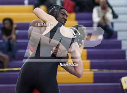 Thumbnail 1 in Buzz Fest Duals photogallery.