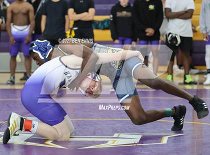 Thumbnail 1 in Buzz Fest Duals photogallery.