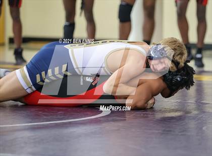 Thumbnail 1 in Buzz Fest Duals photogallery.