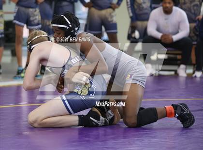 Thumbnail 2 in Buzz Fest Duals photogallery.