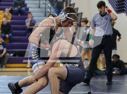 Thumbnail 3 in Buzz Fest Duals photogallery.