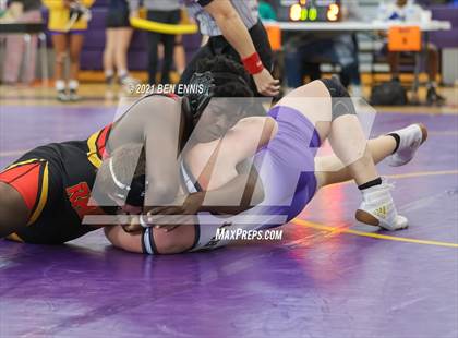 Thumbnail 2 in Buzz Fest Duals photogallery.