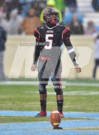 Thumbnail 1 in East Duplin vs. Hibriten (NCHSAA 2AA Final) photogallery.