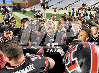 Thumbnail 3 in East Duplin vs. Hibriten (NCHSAA 2AA Final) photogallery.