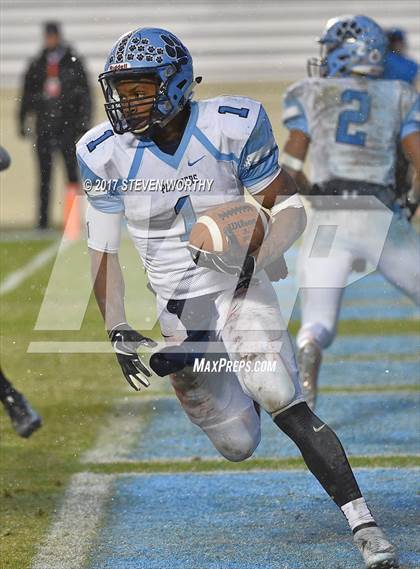 Thumbnail 2 in East Duplin vs. Hibriten (NCHSAA 2AA Final) photogallery.
