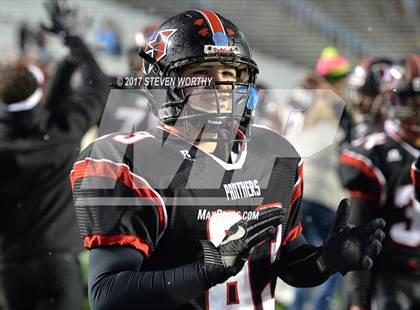 Thumbnail 3 in East Duplin vs. Hibriten (NCHSAA 2AA Final) photogallery.