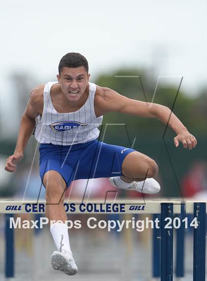 Thumbnail 2 in CIF Southern Section Track & Field Championships (Boys) photogallery.