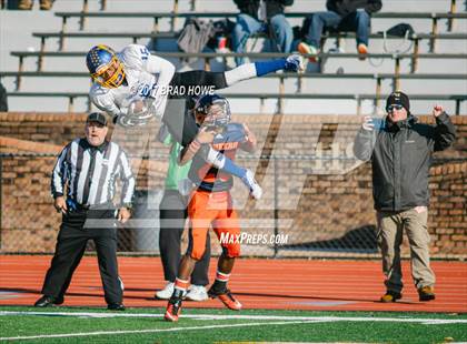 Thumbnail 2 in Hopewell vs. Heritage (VHSL 3 Final) photogallery.