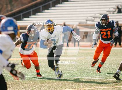 Thumbnail 2 in Hopewell vs. Heritage (VHSL 3 Final) photogallery.