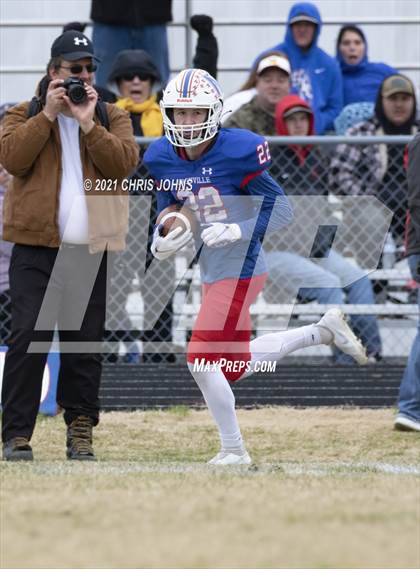 Thumbnail 3 in Nashville vs. Pana (IHSA,2A,Quarterfinal) photogallery.
