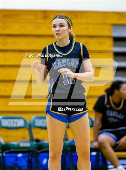 Thumbnail 2 in Bakersfield Christian vs Oaks Christian (Santa Barbara Tournament of Champions) photogallery.