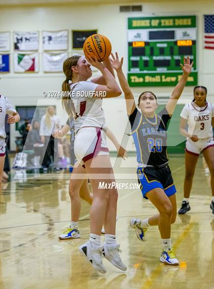 Thumbnail 1 in Bakersfield Christian vs Oaks Christian (Santa Barbara Tournament of Champions) photogallery.