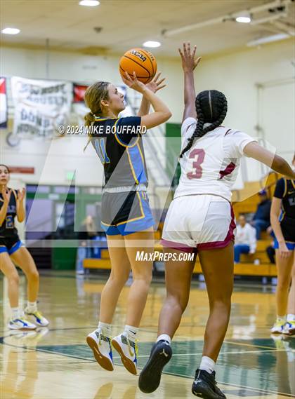 Thumbnail 1 in Bakersfield Christian vs Oaks Christian (Santa Barbara Tournament of Champions) photogallery.