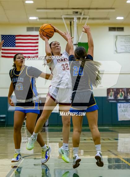 Thumbnail 2 in Bakersfield Christian vs Oaks Christian (Santa Barbara Tournament of Champions) photogallery.