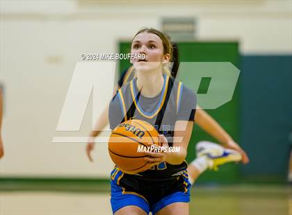 Thumbnail 3 in Bakersfield Christian vs Oaks Christian (Santa Barbara Tournament of Champions) photogallery.