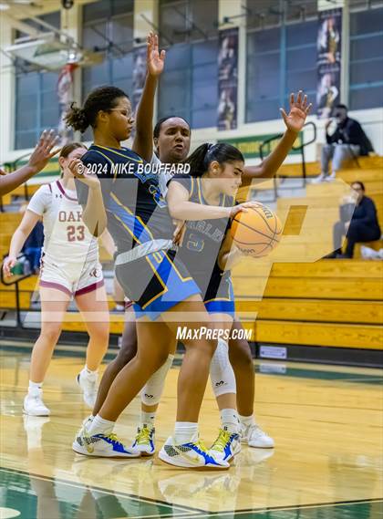 Thumbnail 2 in Bakersfield Christian vs Oaks Christian (Santa Barbara Tournament of Champions) photogallery.