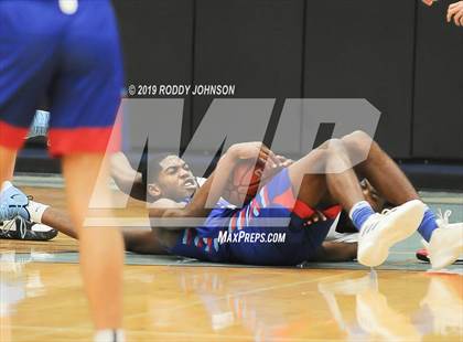 Thumbnail 3 in Sam Rayburn vs. Pearce (McDonald's Texas Invitational) photogallery.