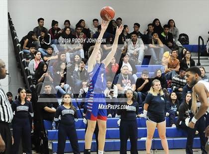 Thumbnail 3 in Sam Rayburn vs. Pearce (McDonald's Texas Invitational) photogallery.