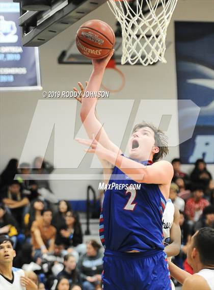 Thumbnail 2 in Sam Rayburn vs. Pearce (McDonald's Texas Invitational) photogallery.