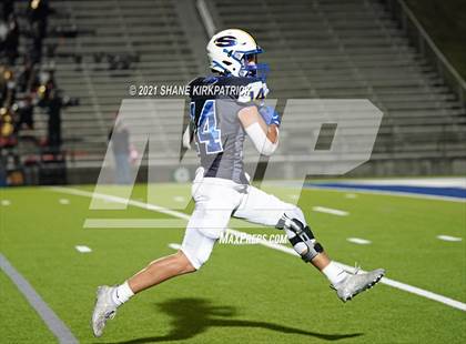 Thumbnail 1 in Ferris vs. Sunnyvale (4A-2 Region II Bi District) photogallery.