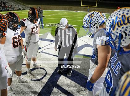 Thumbnail 1 in Ferris vs. Sunnyvale (4A-2 Region II Bi District) photogallery.